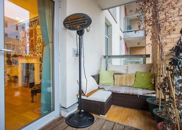 Unique & Welcoming 2Bd Flat In Limehouse