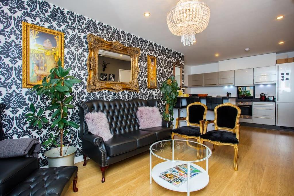 Apartment Unique & Welcoming 2bd Flat In Limehouse *