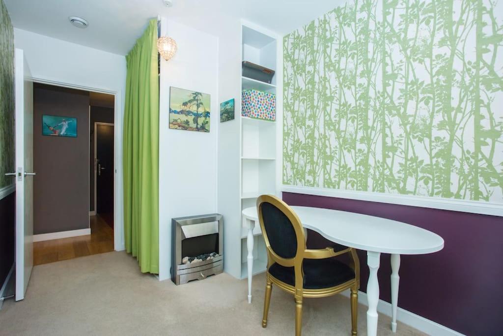 Unique & Welcoming 2bd Flat In Limehouse London